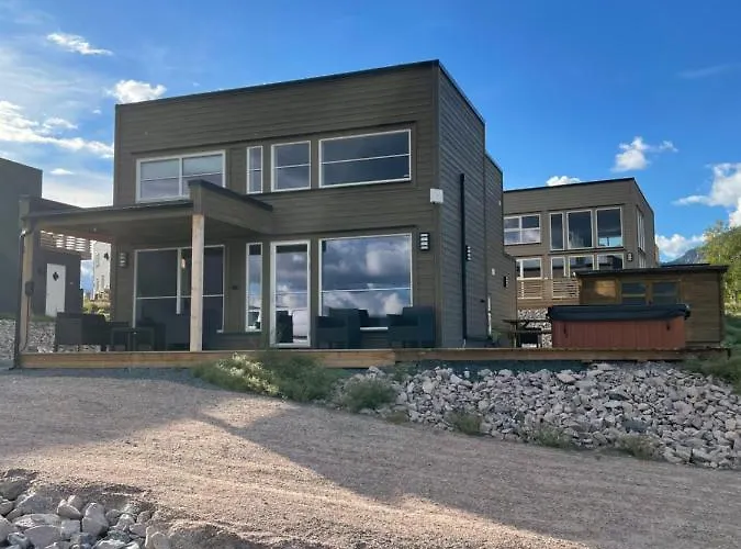 Exclusive Funkis Cabin, Lake View, Rooftop Terrace, Jacuzzi, Sauna, Close To Golf And Alpine