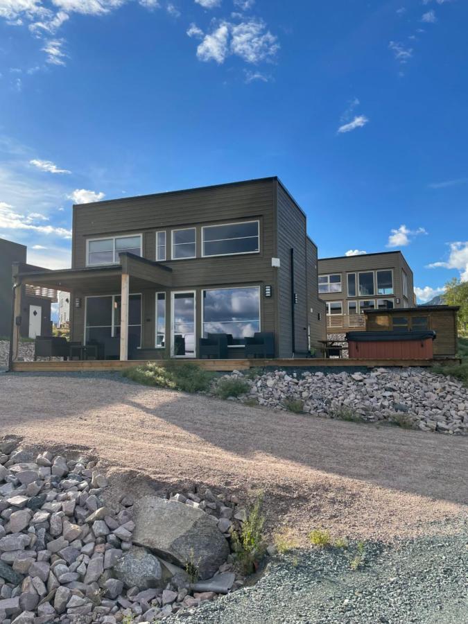 Exclusive Funkis Cabin, View, Rooftop Terrace, Jacuzzi, Sauna, Close To Golf And Alpine Ferienhaus