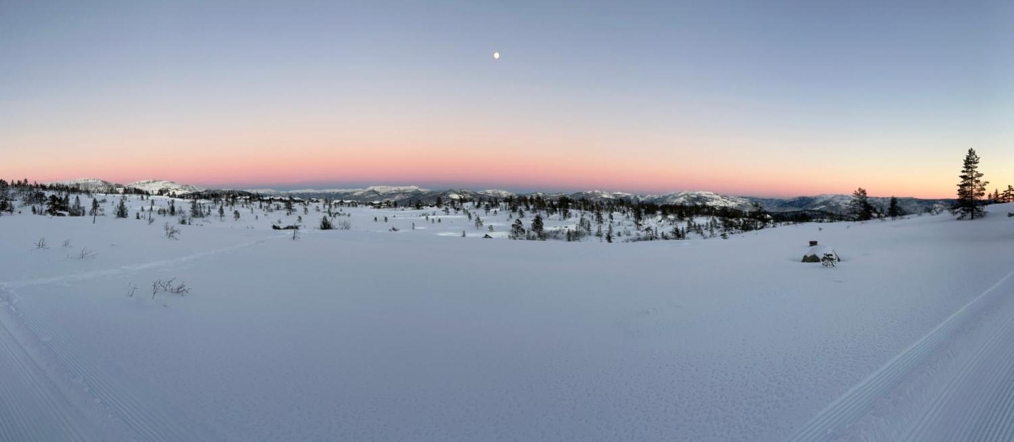 Exclusive Funkis Cabin, Lake View, Rooftop Terrace, Jacuzzi, Sauna, Close To Golf And Alpine